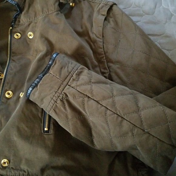 Jacket - Picture 4 of 5